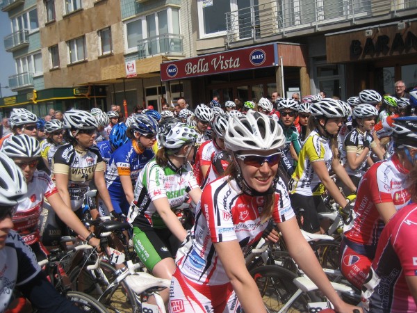 Hannah Verhaeghe nr 85 aan de start